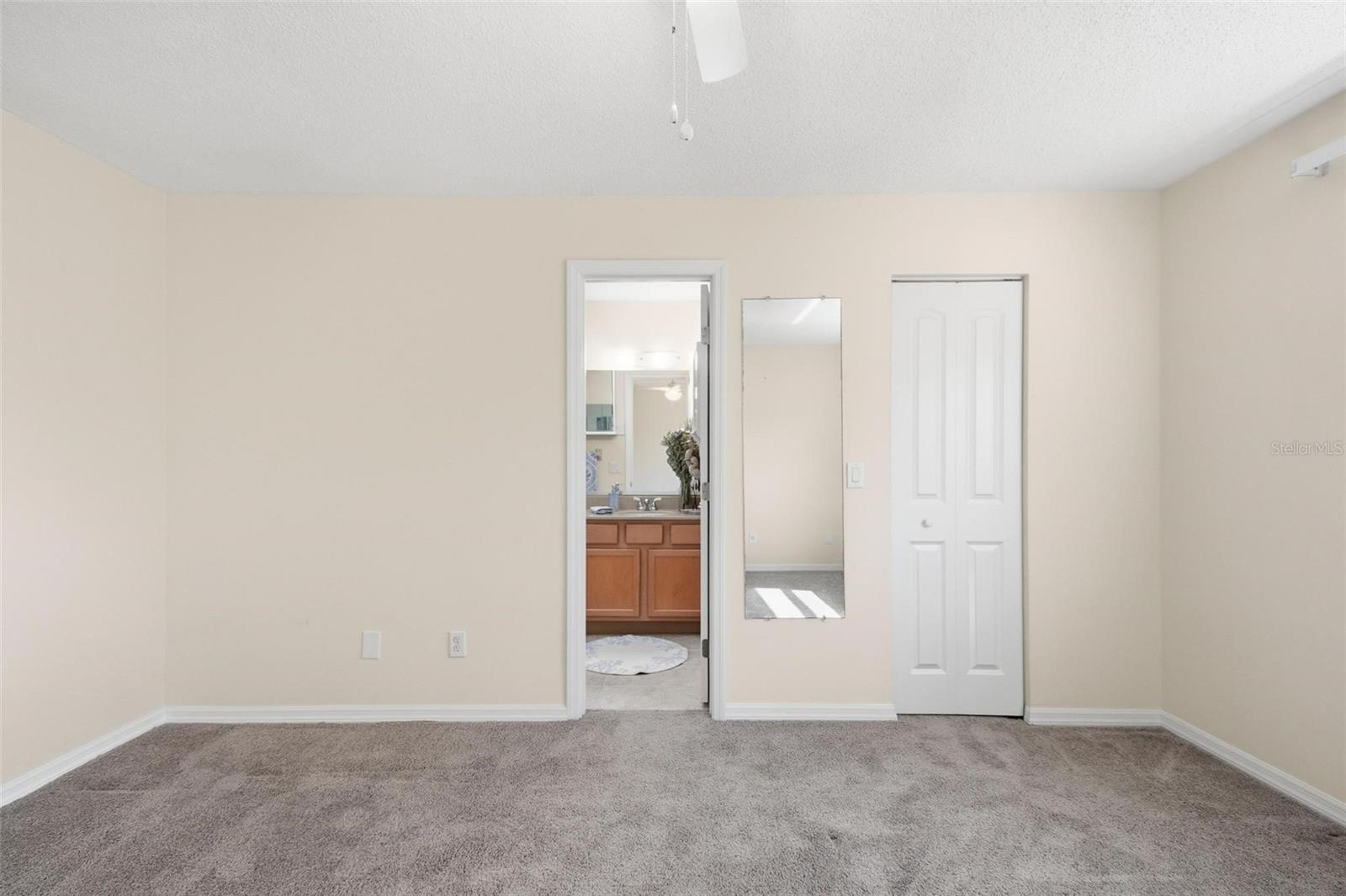 Image 36 of 57 For 70 Perrotti Lane