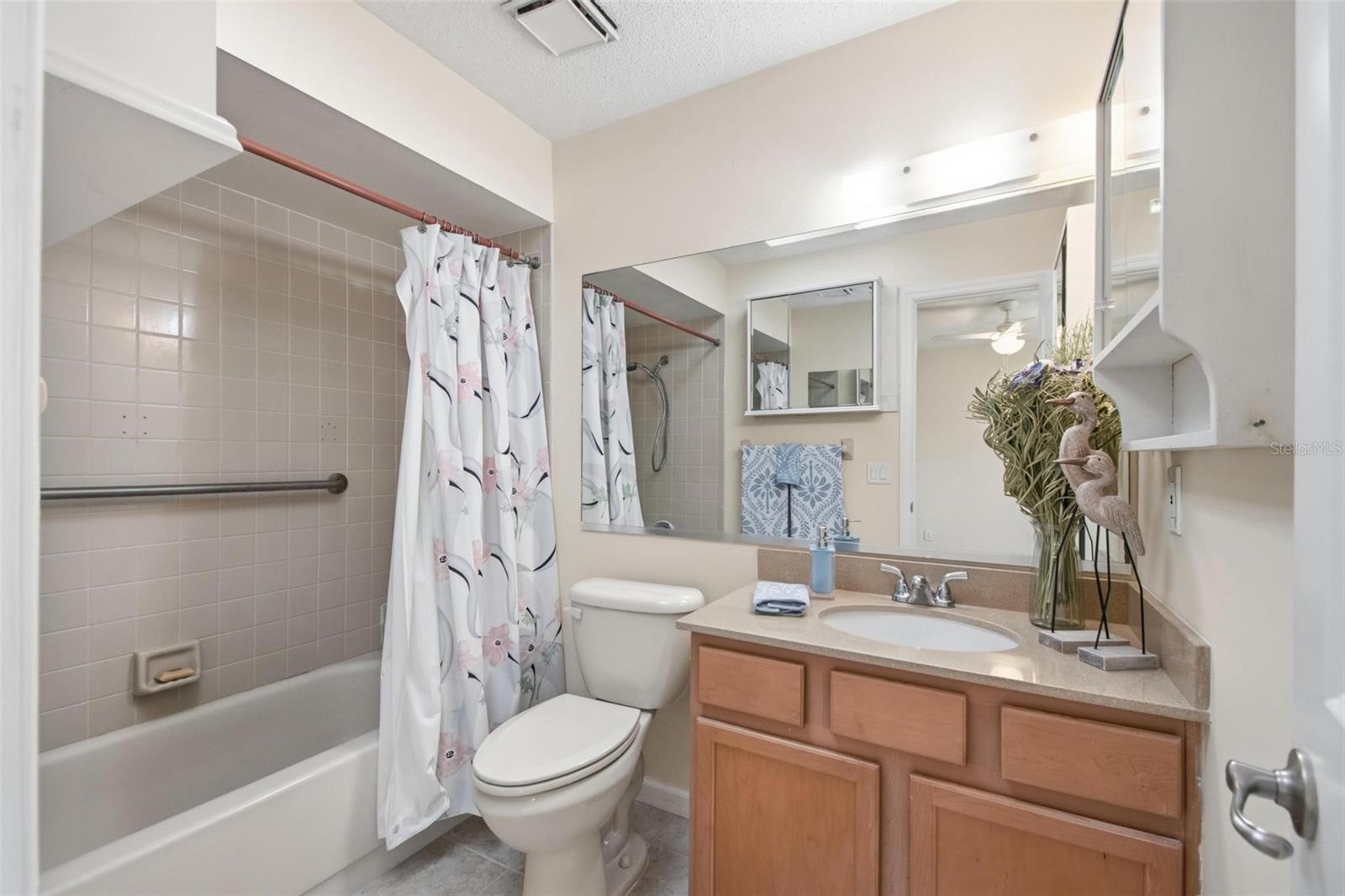 Image 37 of 57 For 70 Perrotti Lane