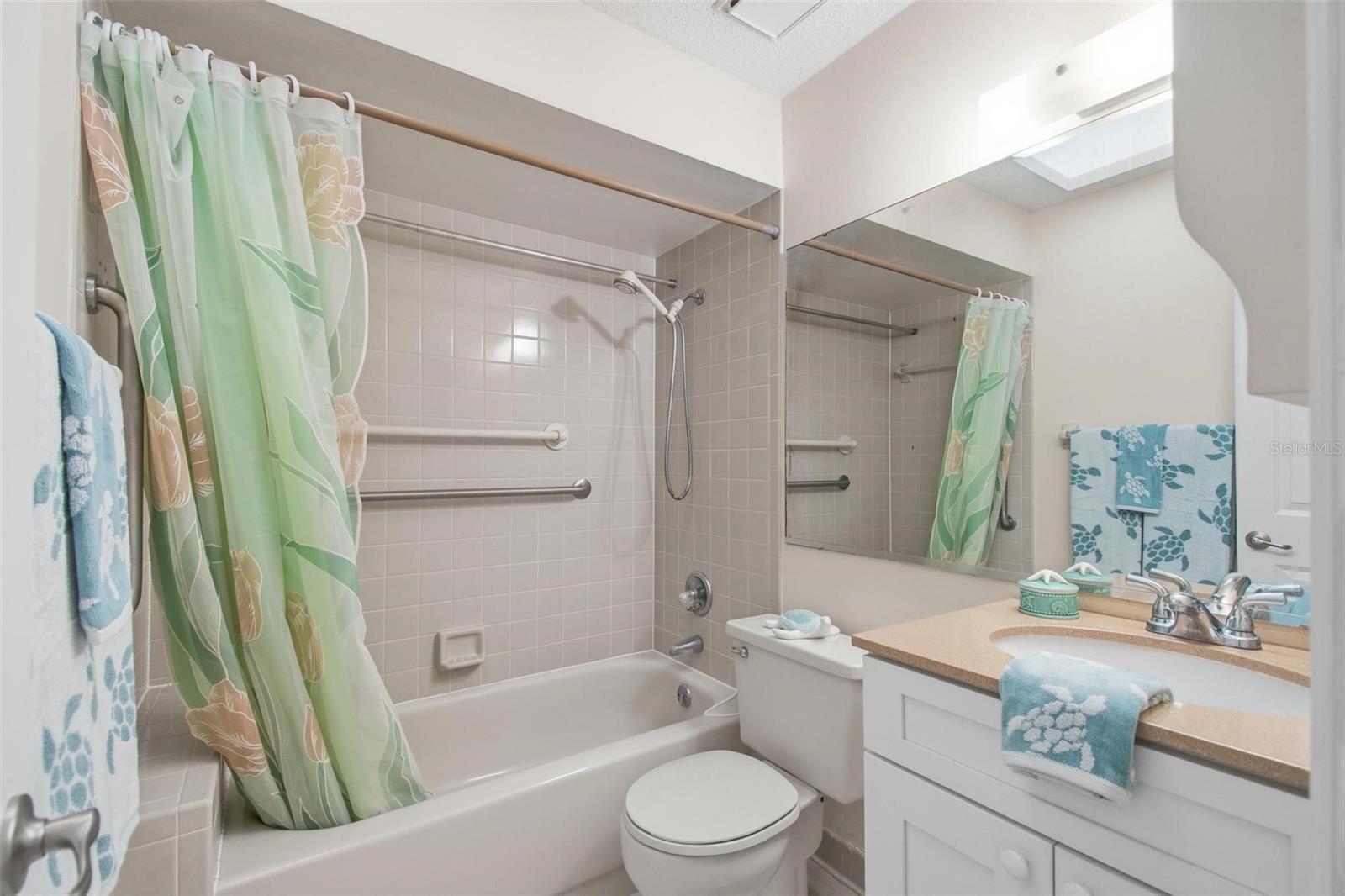 Image 44 of 57 For 70 Perrotti Lane