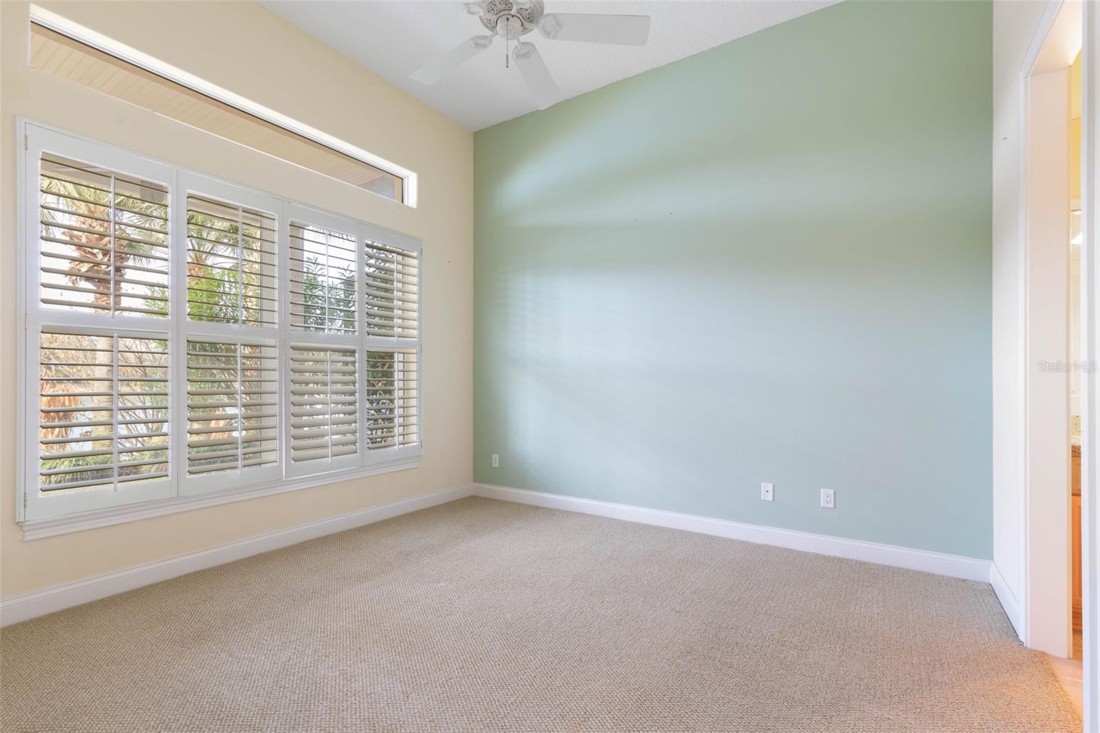 Image 14 of 84 For 262 Yacht Harbor Drive