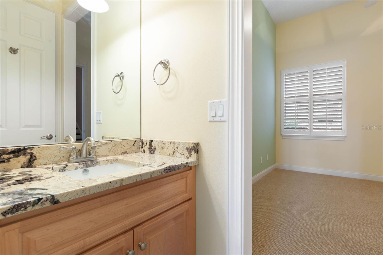 Image 19 of 84 For 262 Yacht Harbor Drive