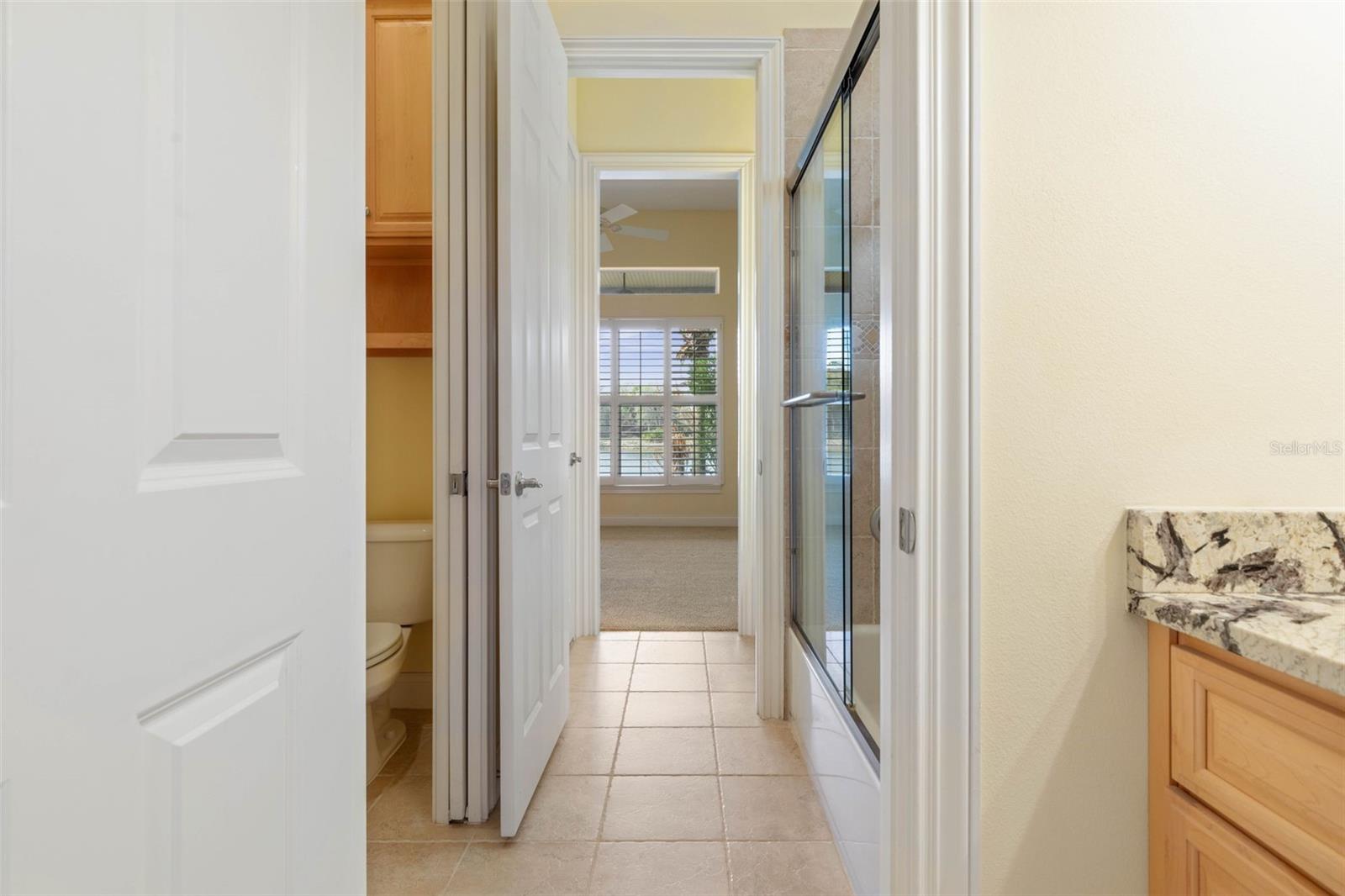 Image 20 of 84 For 262 Yacht Harbor Drive