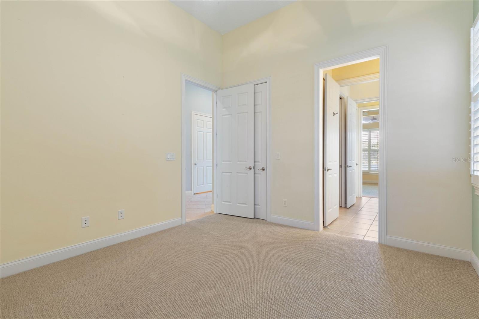 Image 22 of 84 For 262 Yacht Harbor Drive