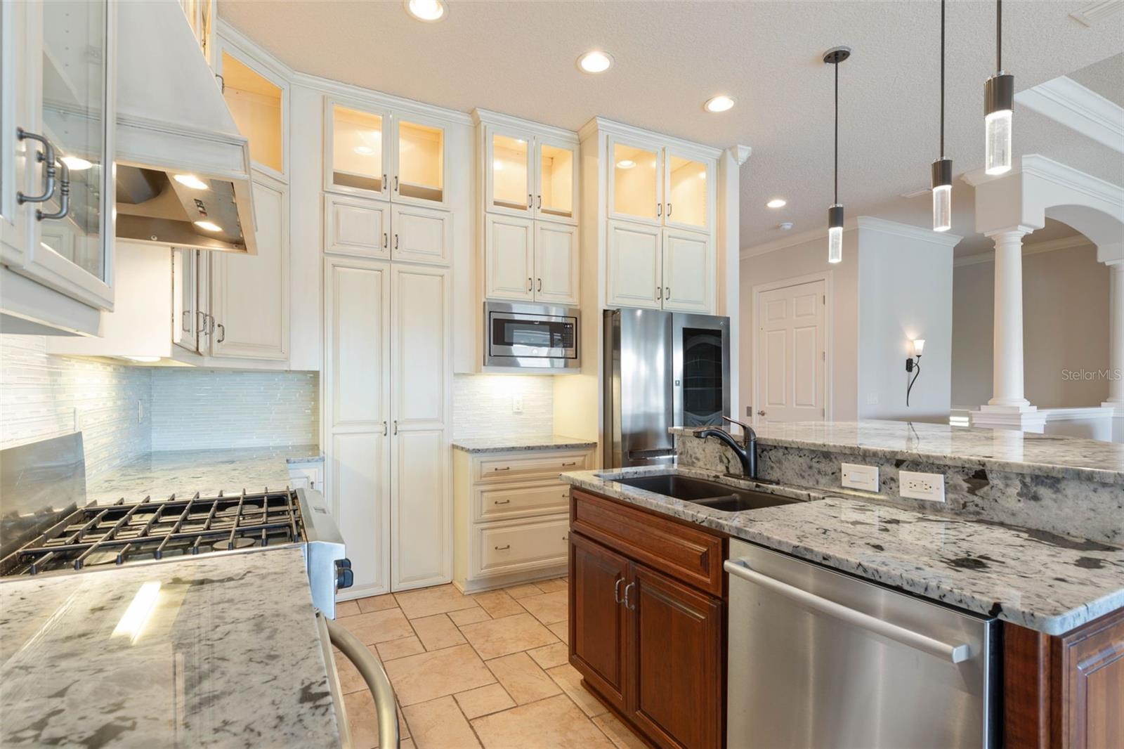 Image 34 of 84 For 262 Yacht Harbor Drive