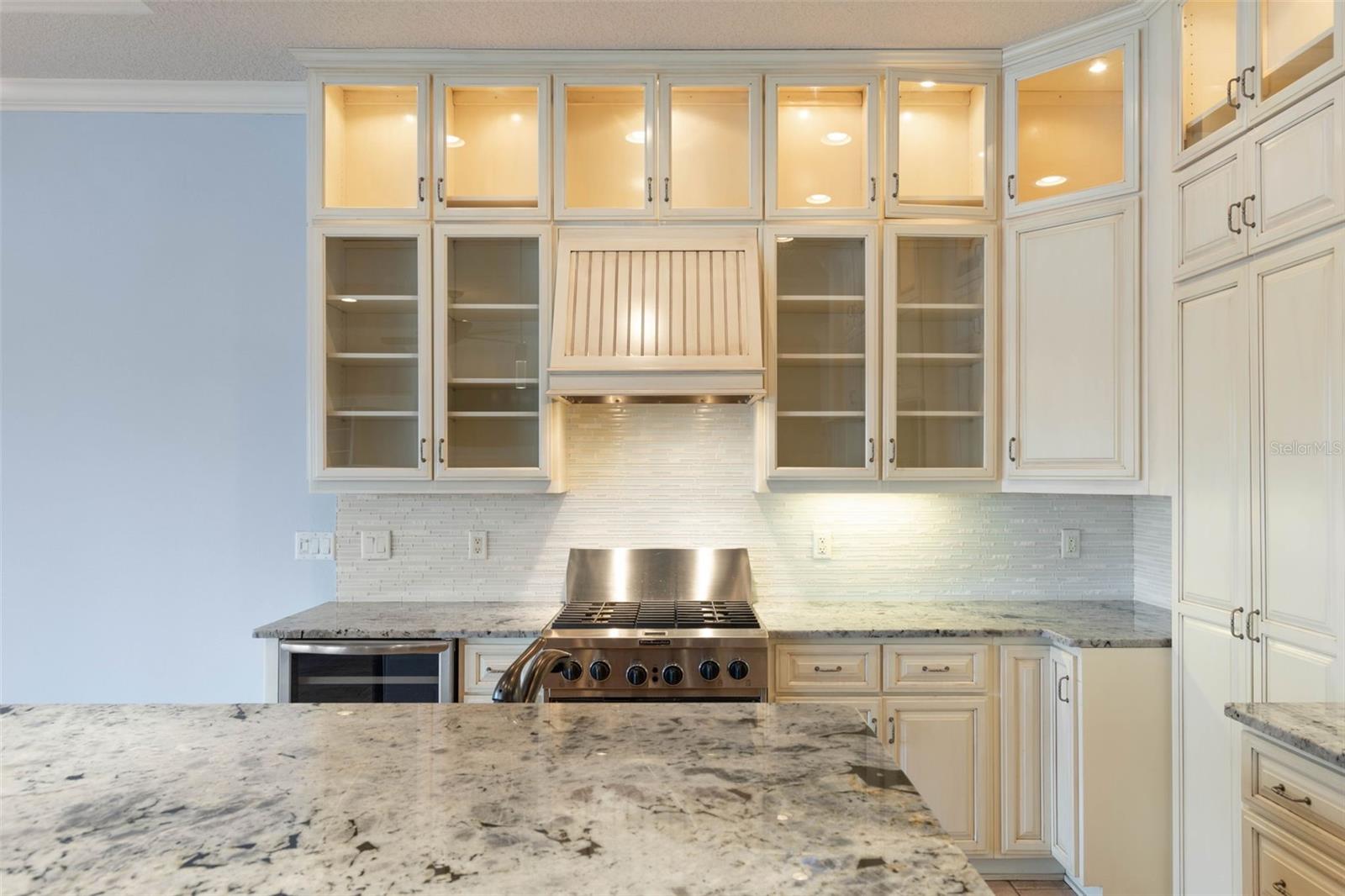 Image 37 of 84 For 262 Yacht Harbor Drive