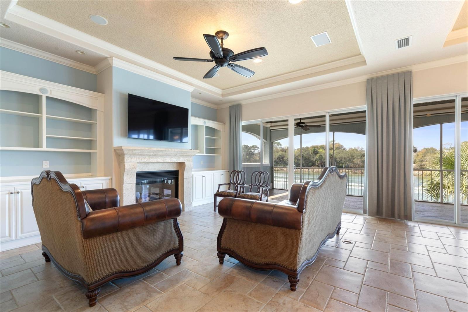 Image 4 of 84 For 262 Yacht Harbor Drive