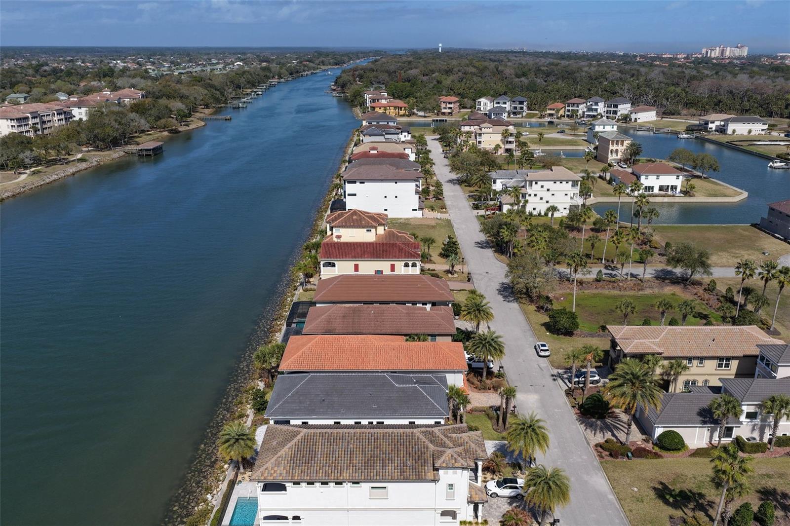 Image 64 of 84 For 262 Yacht Harbor Drive