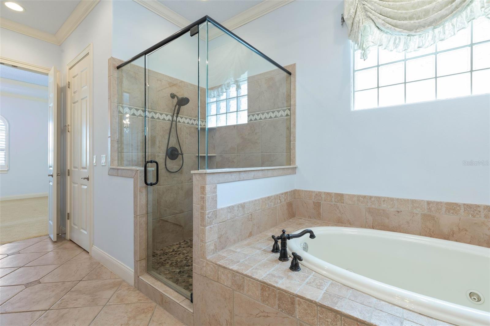 Image 7 of 84 For 262 Yacht Harbor Drive