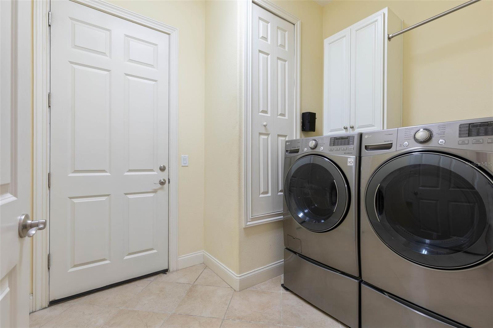 Image 83 of 84 For 262 Yacht Harbor Drive