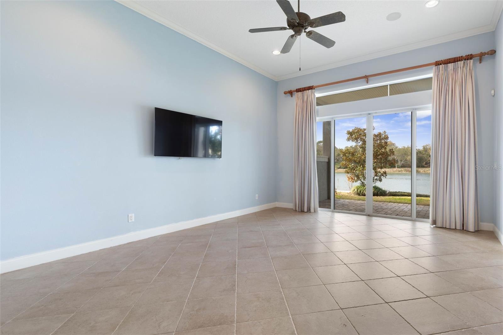 Image 9 of 84 For 262 Yacht Harbor Drive