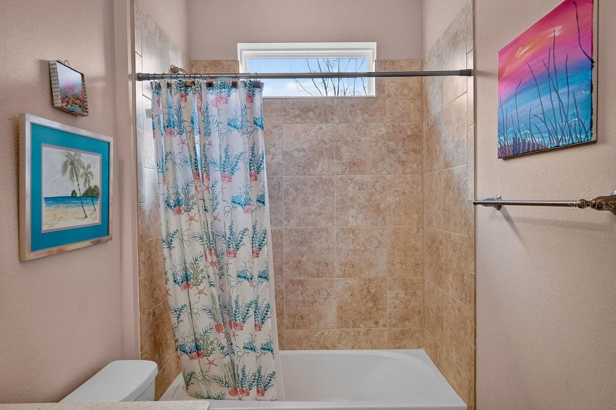 Image 38 of 62 For 844 Creekwood Drive