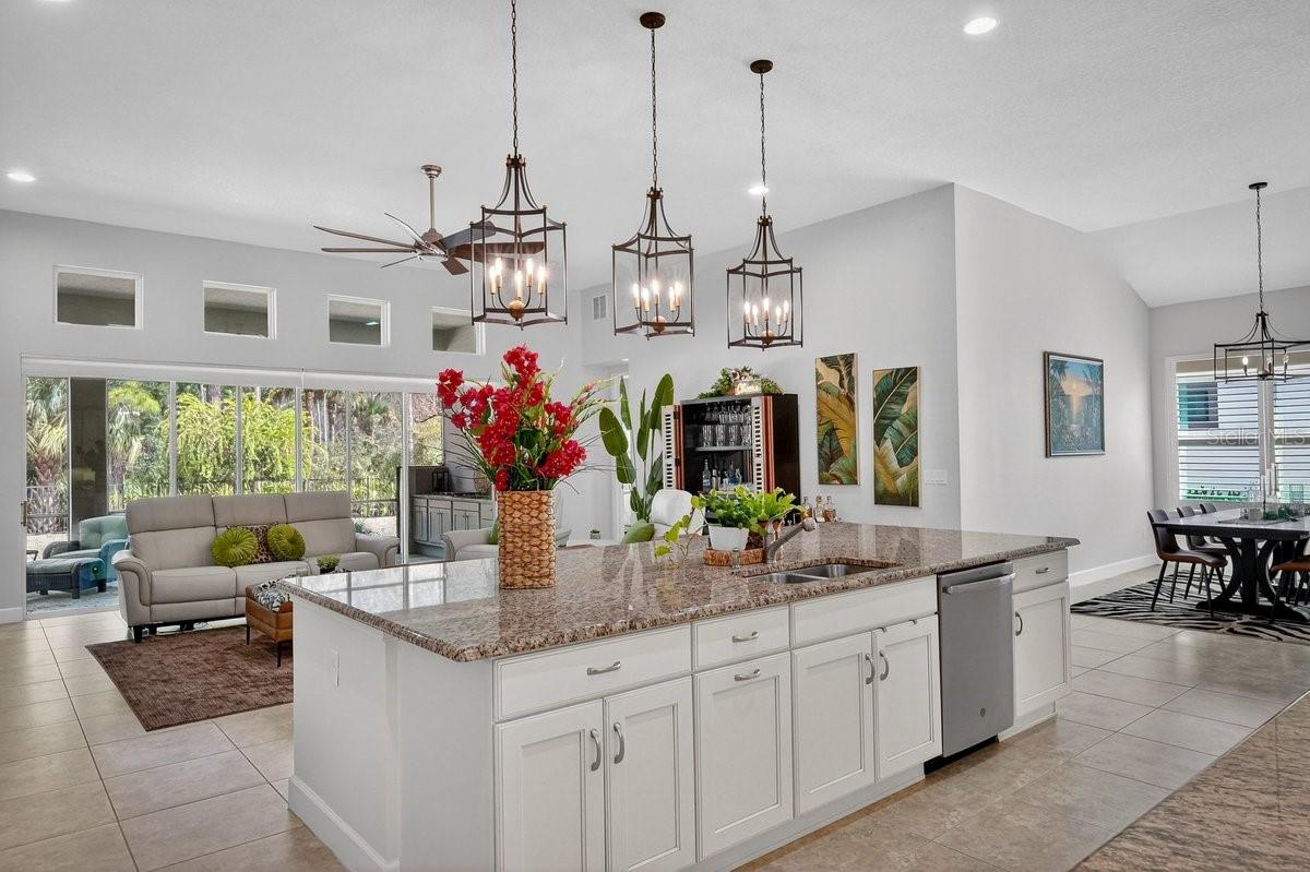 Image 9 of 62 For 844 Creekwood Drive