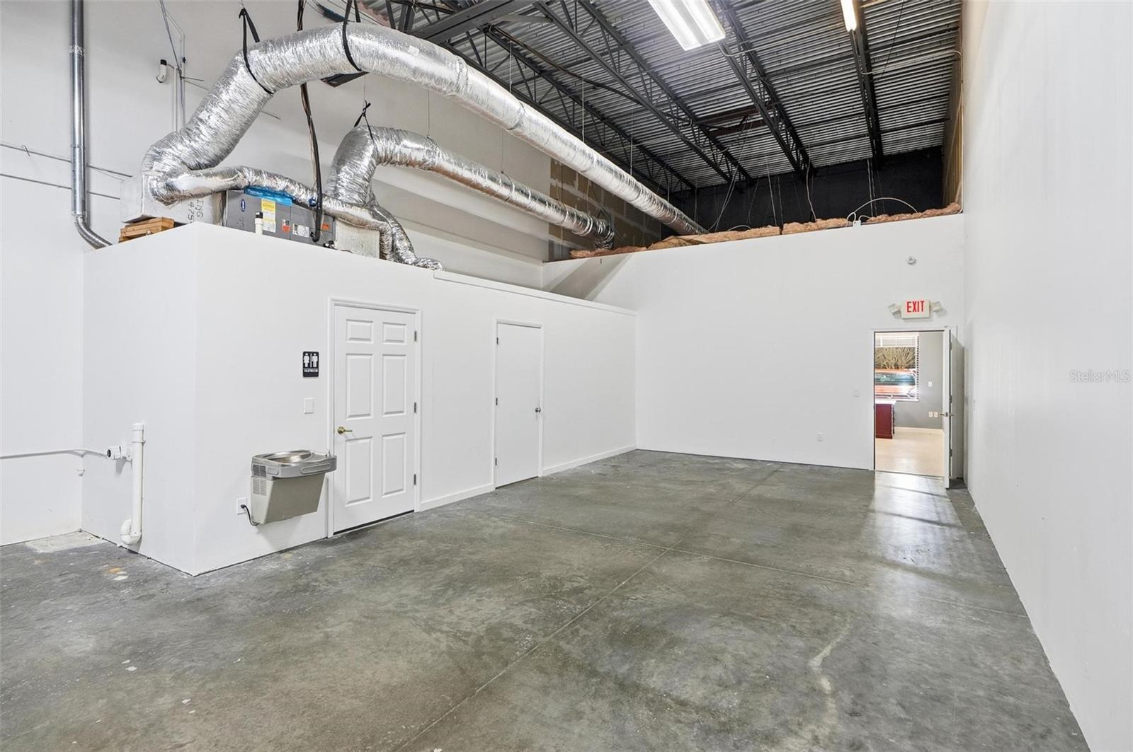 Image 18 of 31 For 7775 Us-1  C