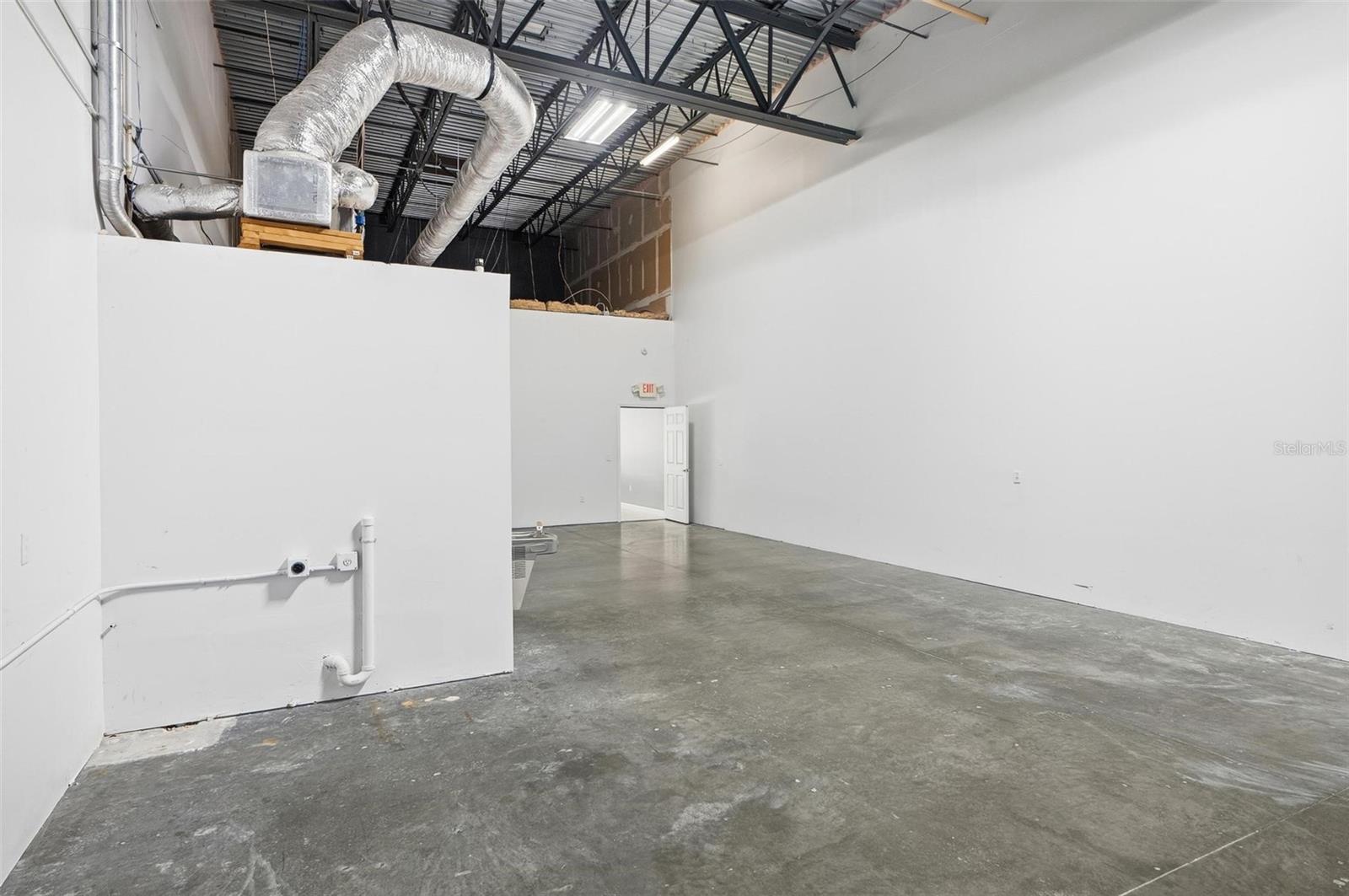 Image 19 of 31 For 7775 Us-1  C