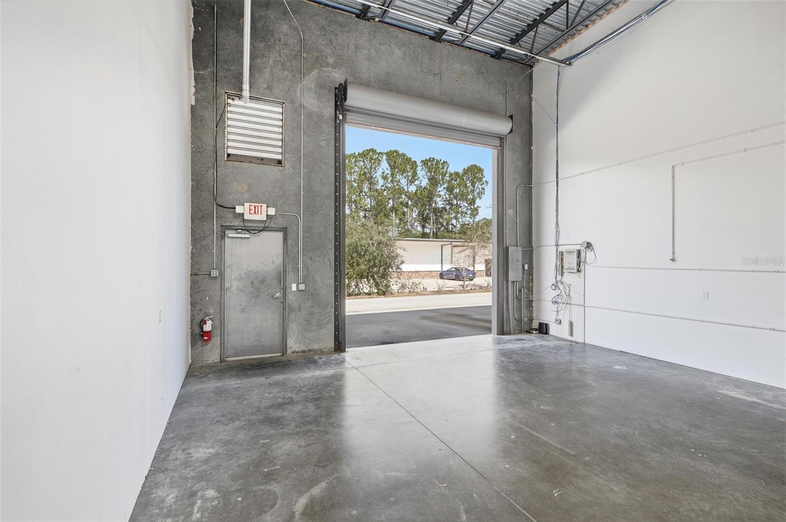 Image 21 of 31 For 7775 Us-1  C