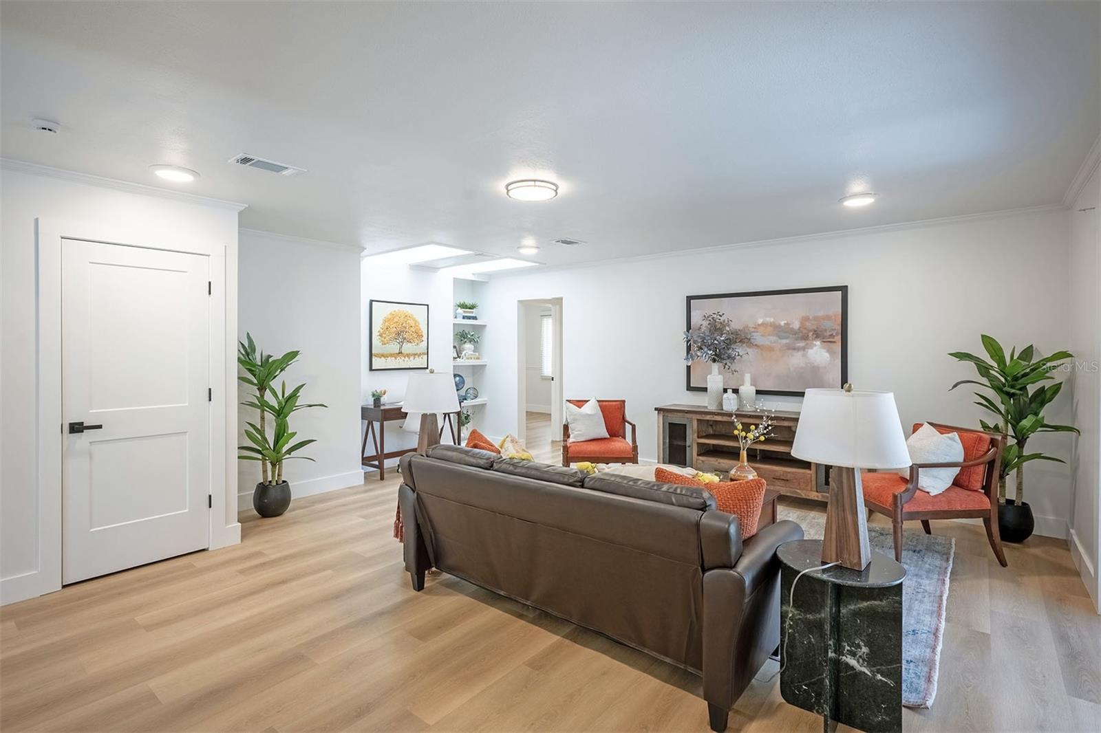 Image 18 of 58 For 12779 Maricopa Way