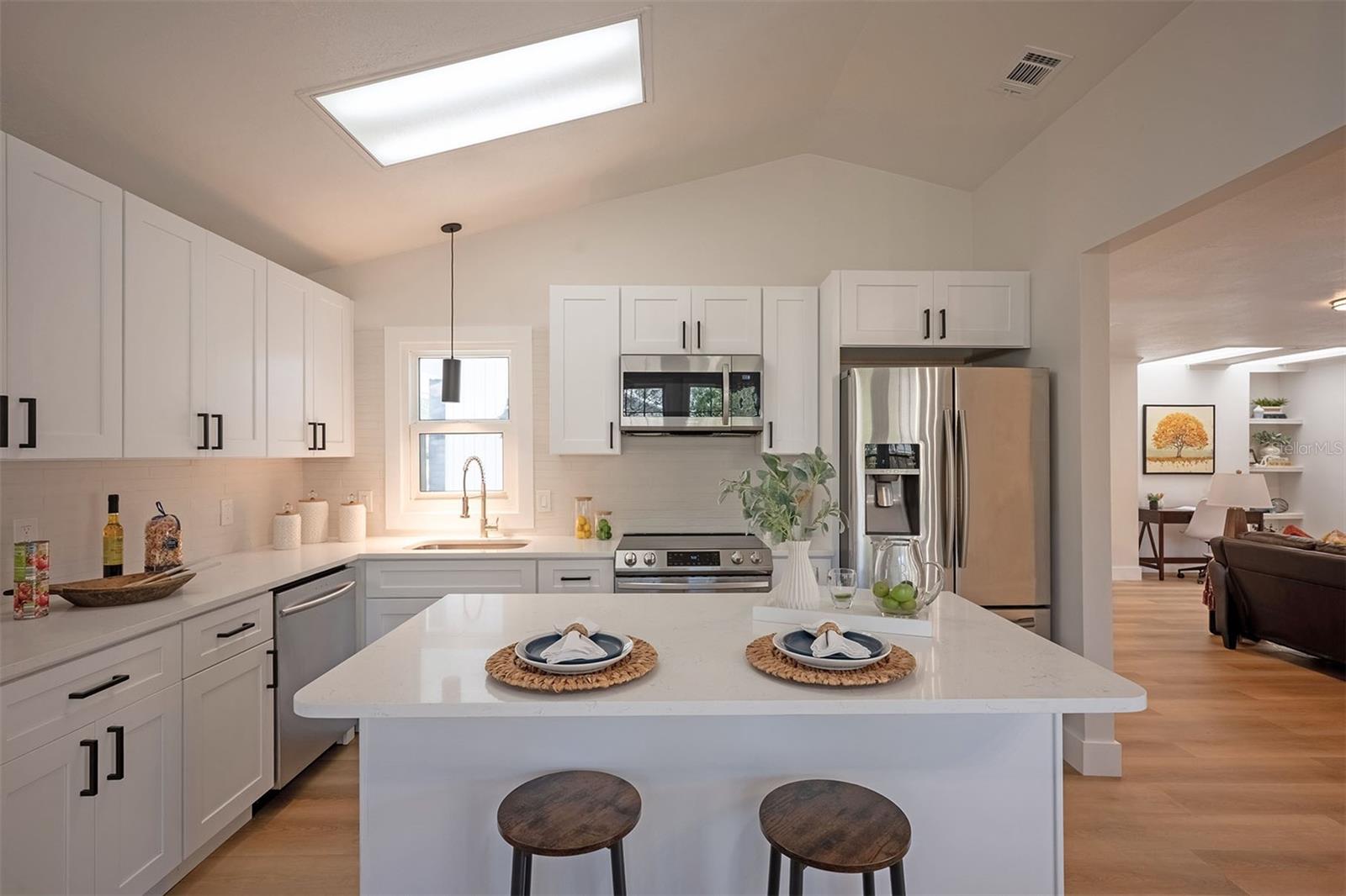 Image 38 of 58 For 12779 Maricopa Way