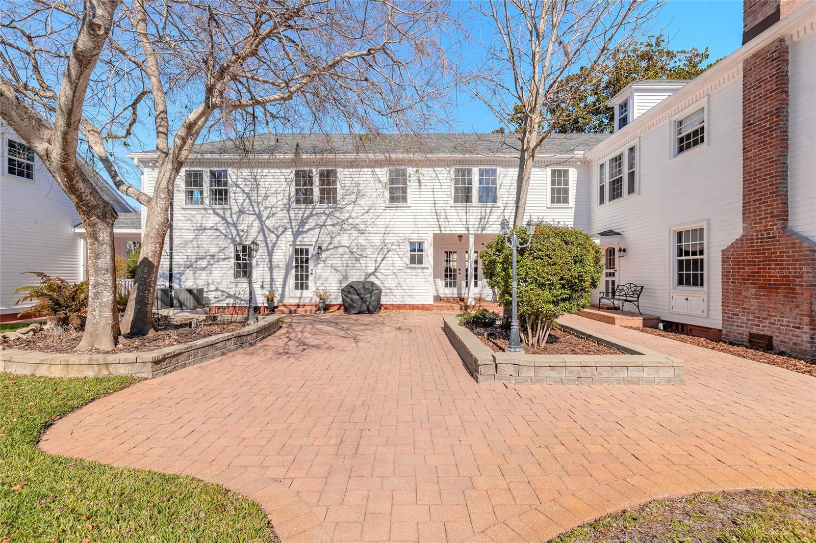 Image 61 of 75 For 458 Beach Street