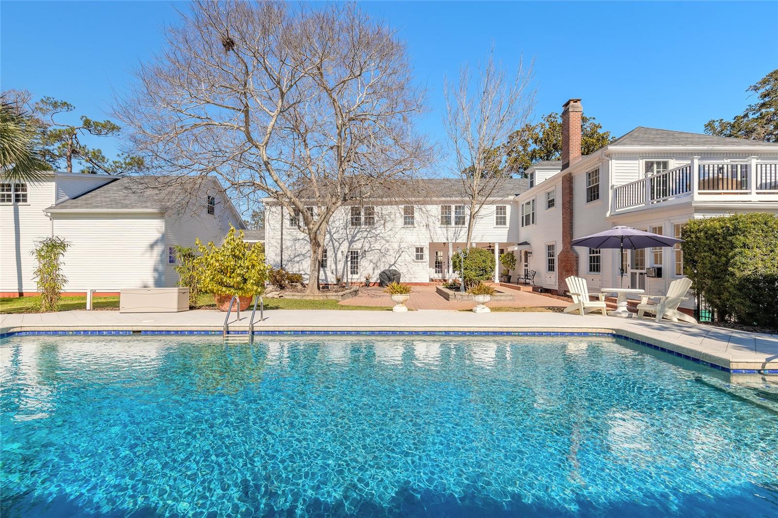 Image 62 of 75 For 458 Beach Street