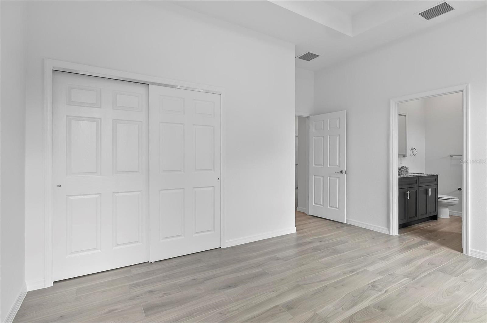 Image 19 of 37 For 31 Louvet Lane A