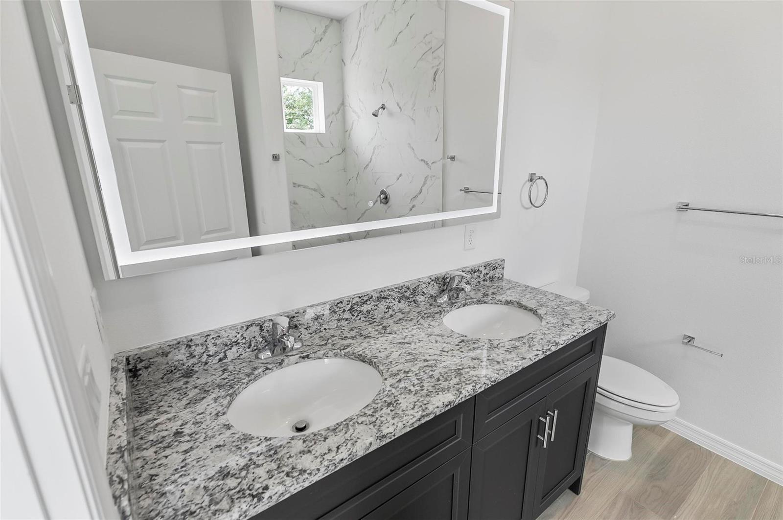 Image 26 of 37 For 31 Louvet Lane A