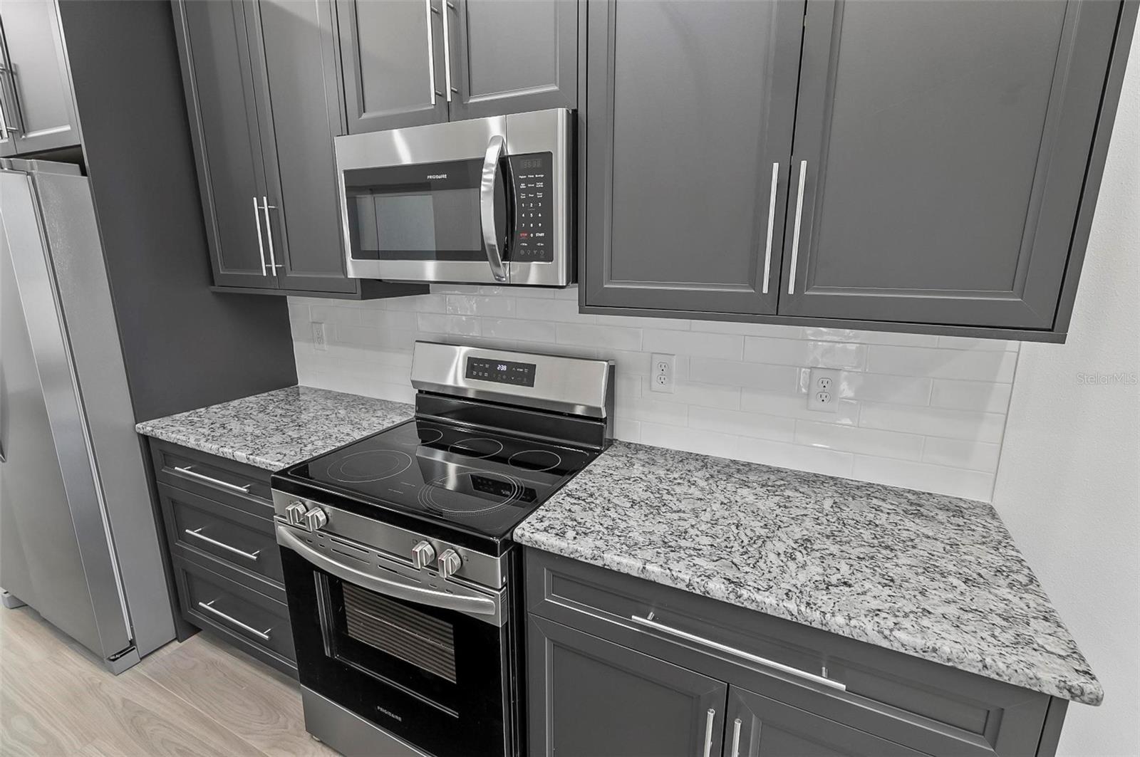 Image 9 of 37 For 31 Louvet Lane A