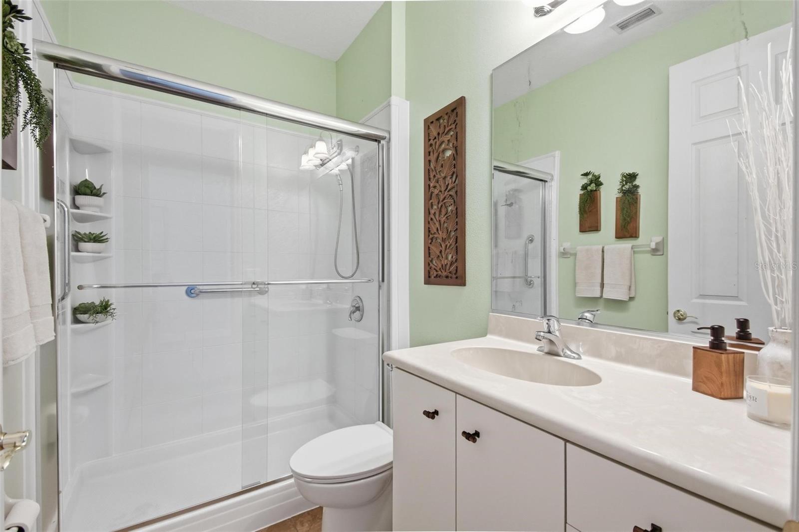 Image 15 of 59 For 3 River Park Drive N