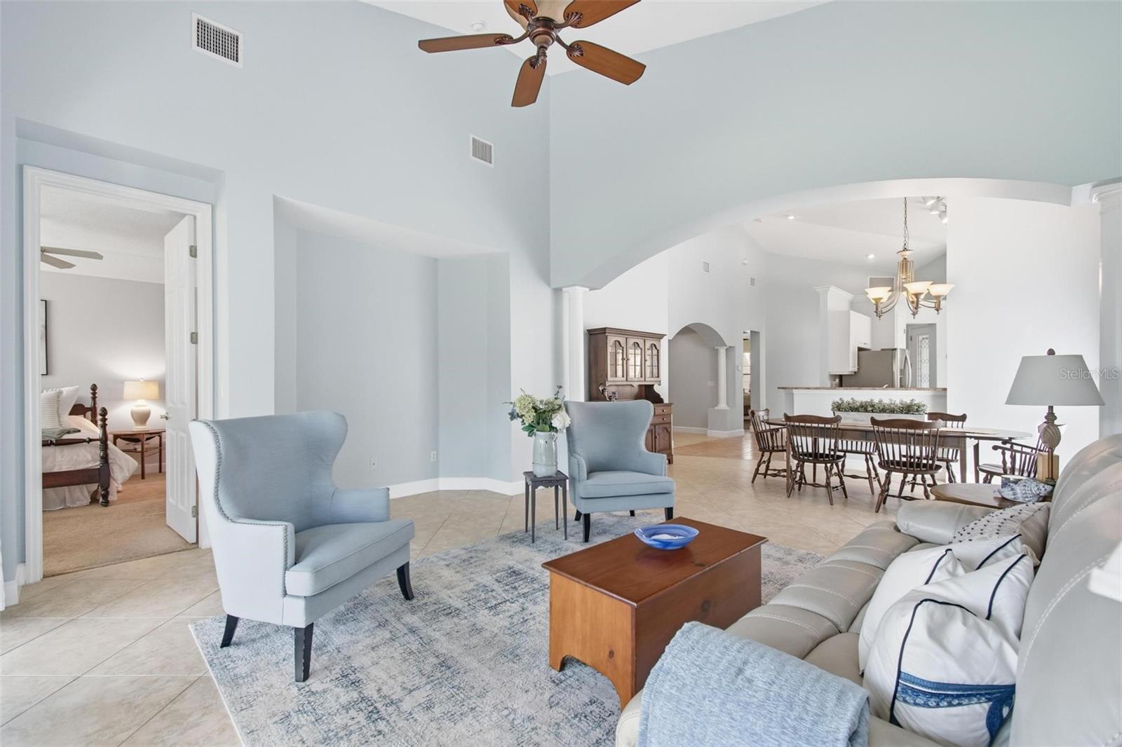 Image 27 of 59 For 3 River Park Drive N