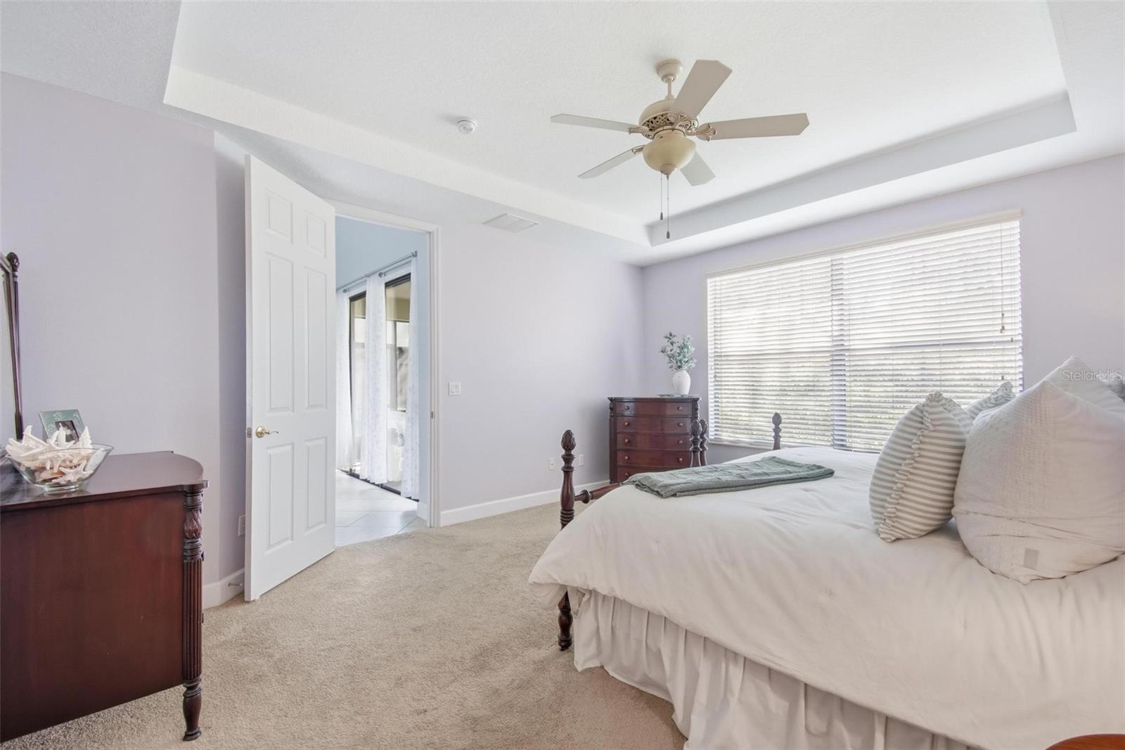 Image 29 of 59 For 3 River Park Drive N