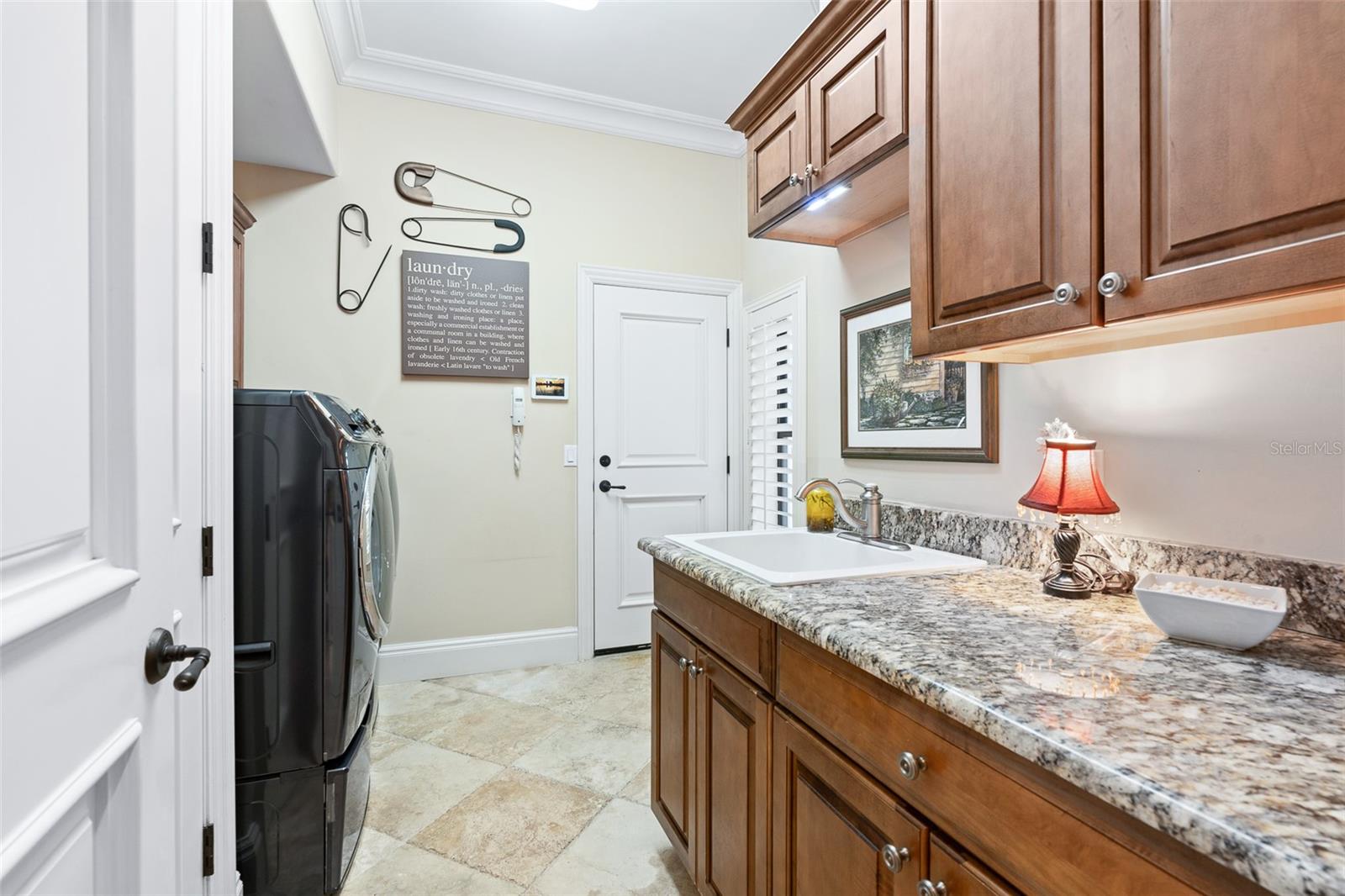 Image 31 of 100 For 7341 Bella Foresta Place