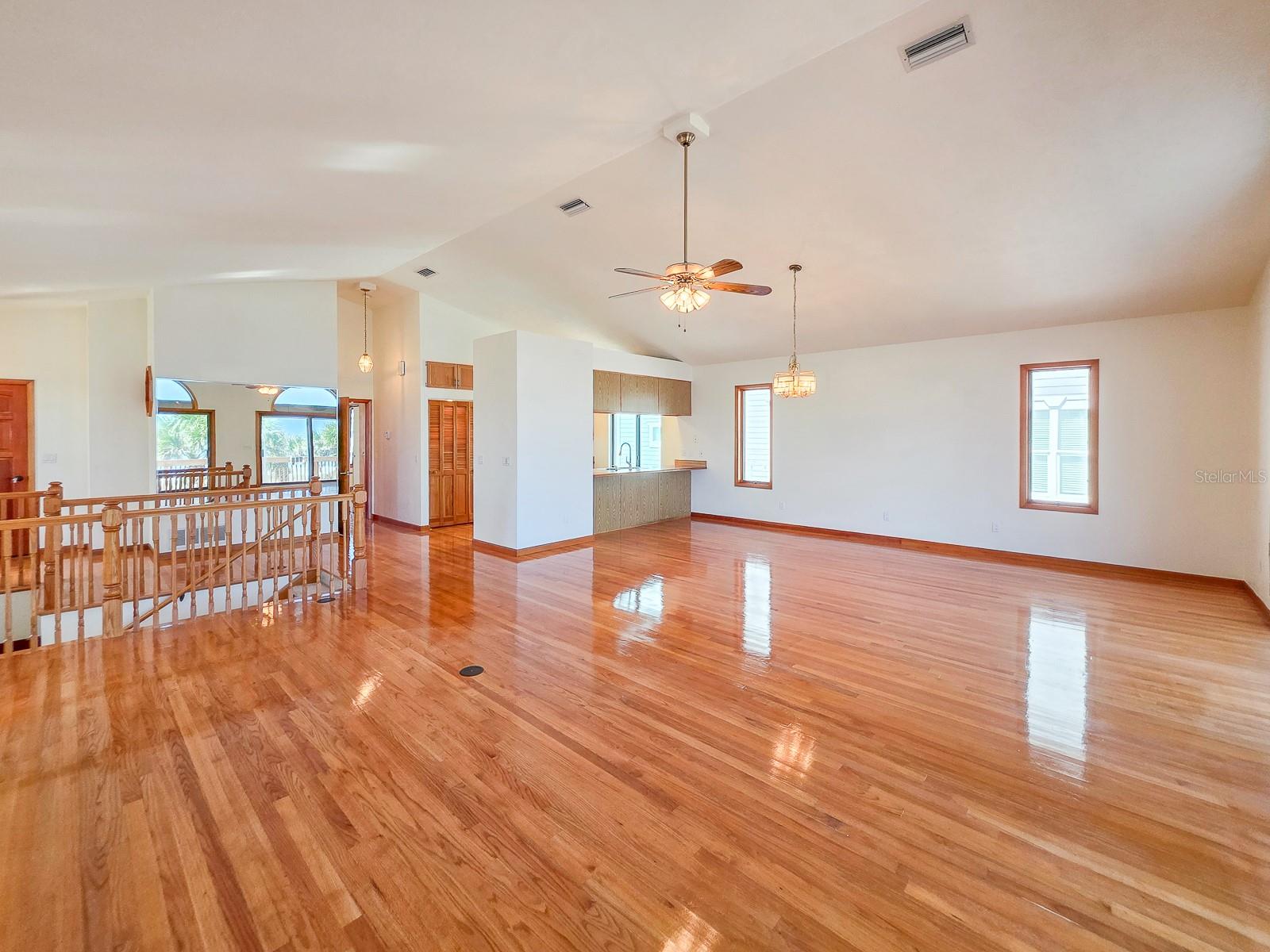 Image 13 of 61 For 2652 Ocean Shore Boulevard