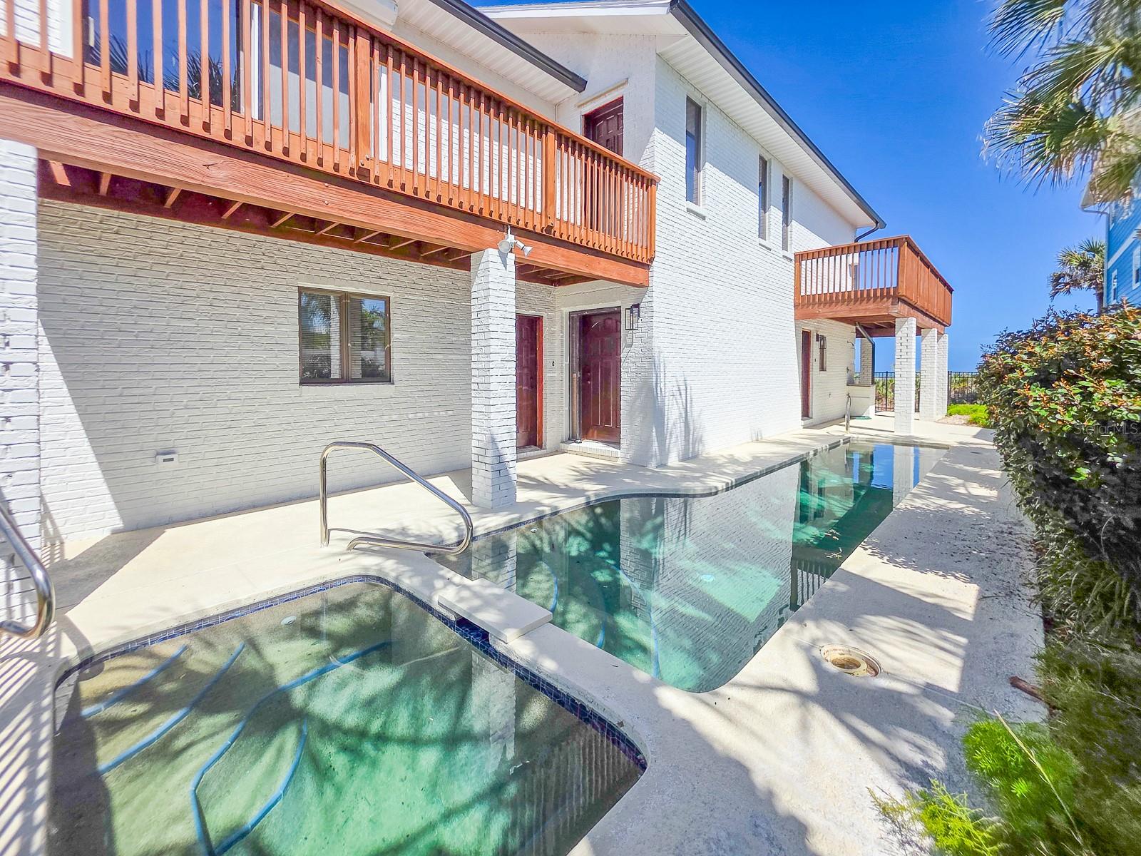 Image 46 of 61 For 2652 Ocean Shore Boulevard