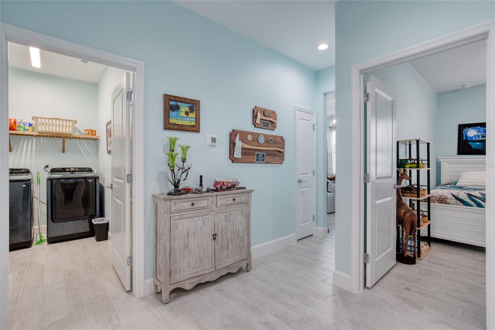 Image 24 of 69 For 373 Hang Loose Way