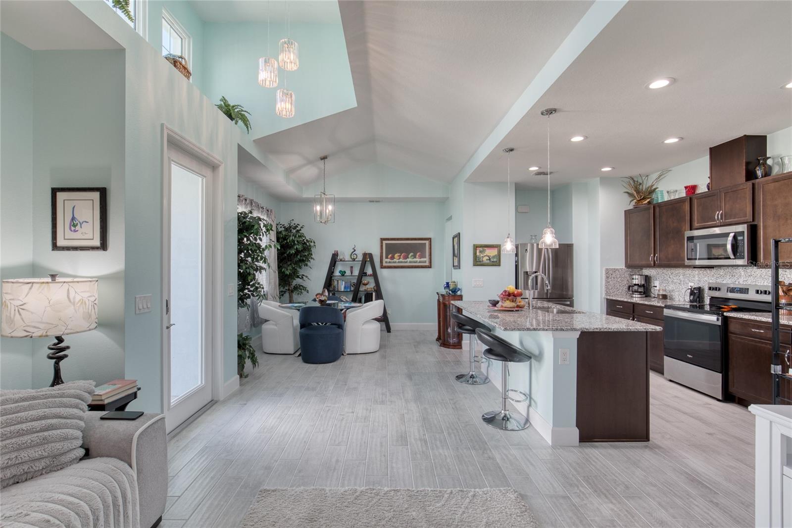 Image 7 of 69 For 373 Hang Loose Way