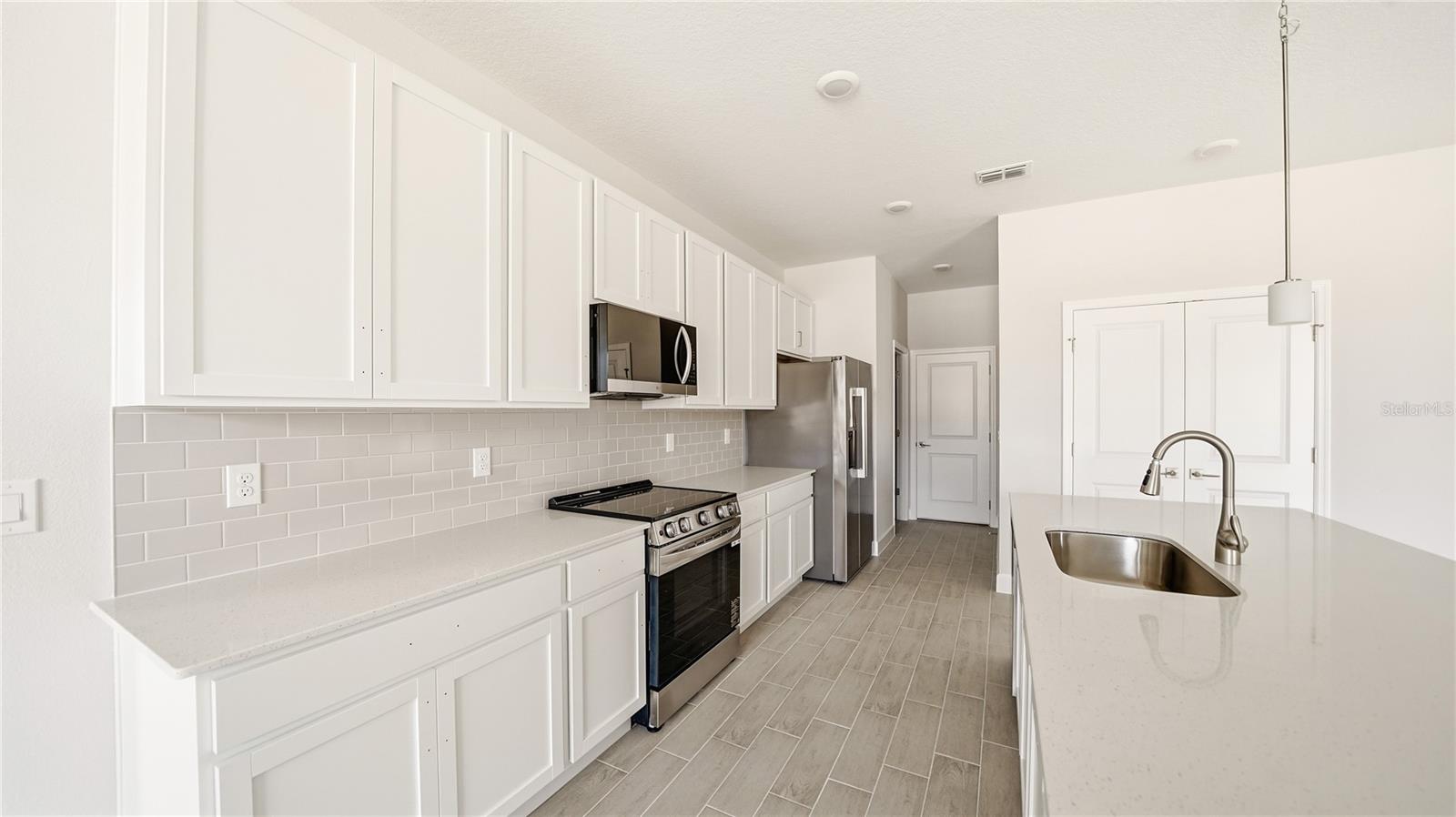 Image 12 of 48 For 34 Seville Orange Path