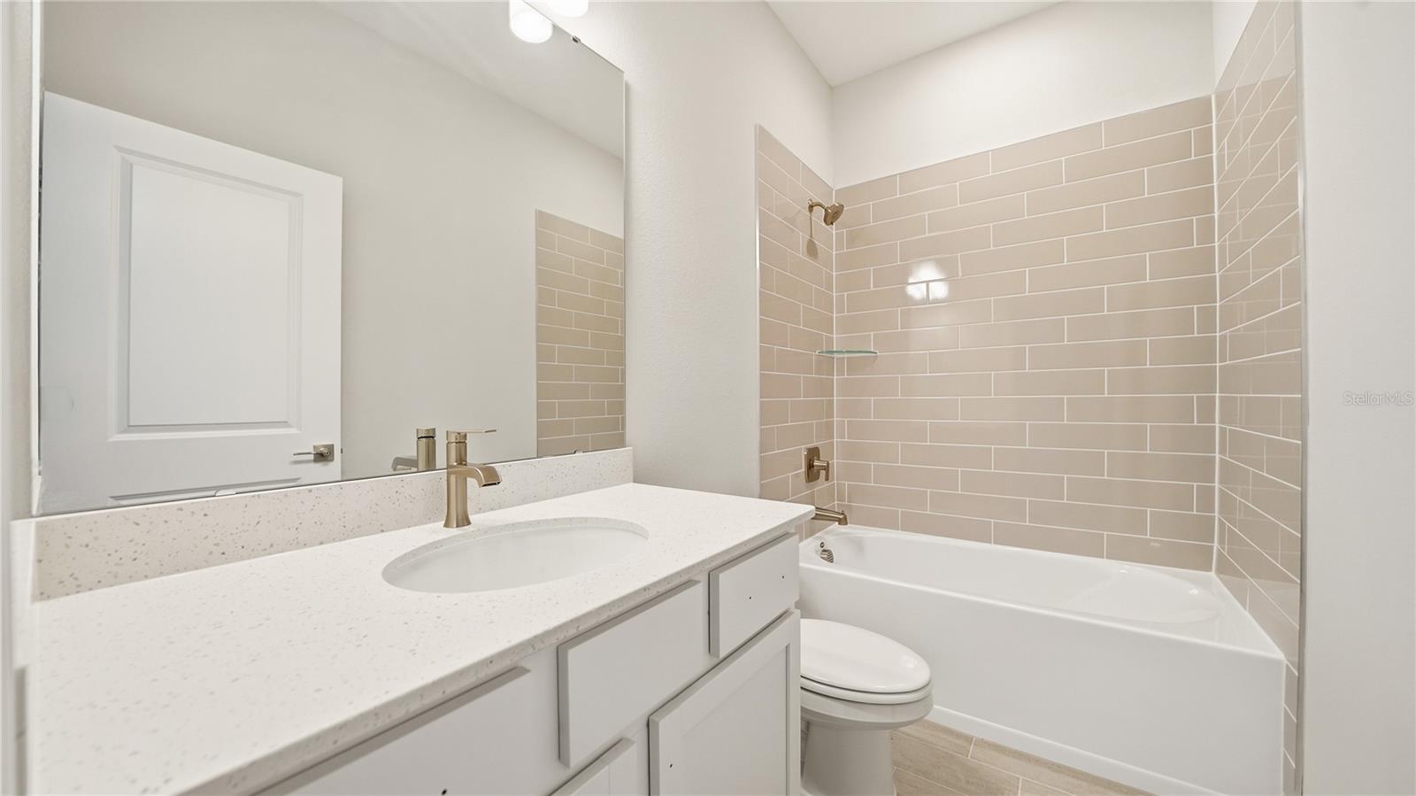 Image 36 of 48 For 34 Seville Orange Path