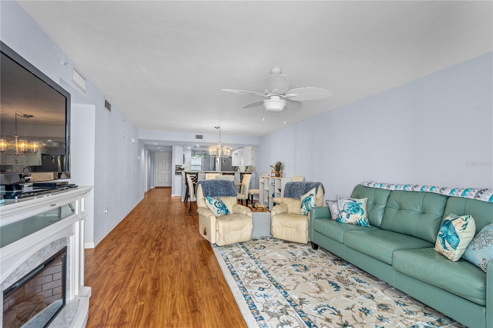 Image 10 of 44 For 3333 Atlantic Avenue 1802