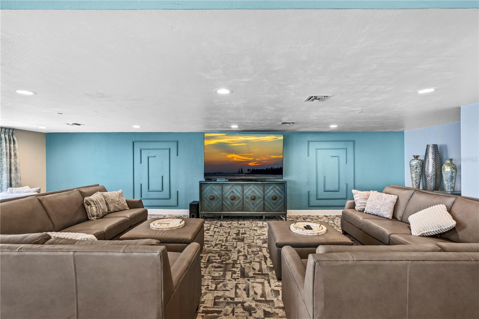 Image 32 of 44 For 3333 Atlantic Avenue 1802