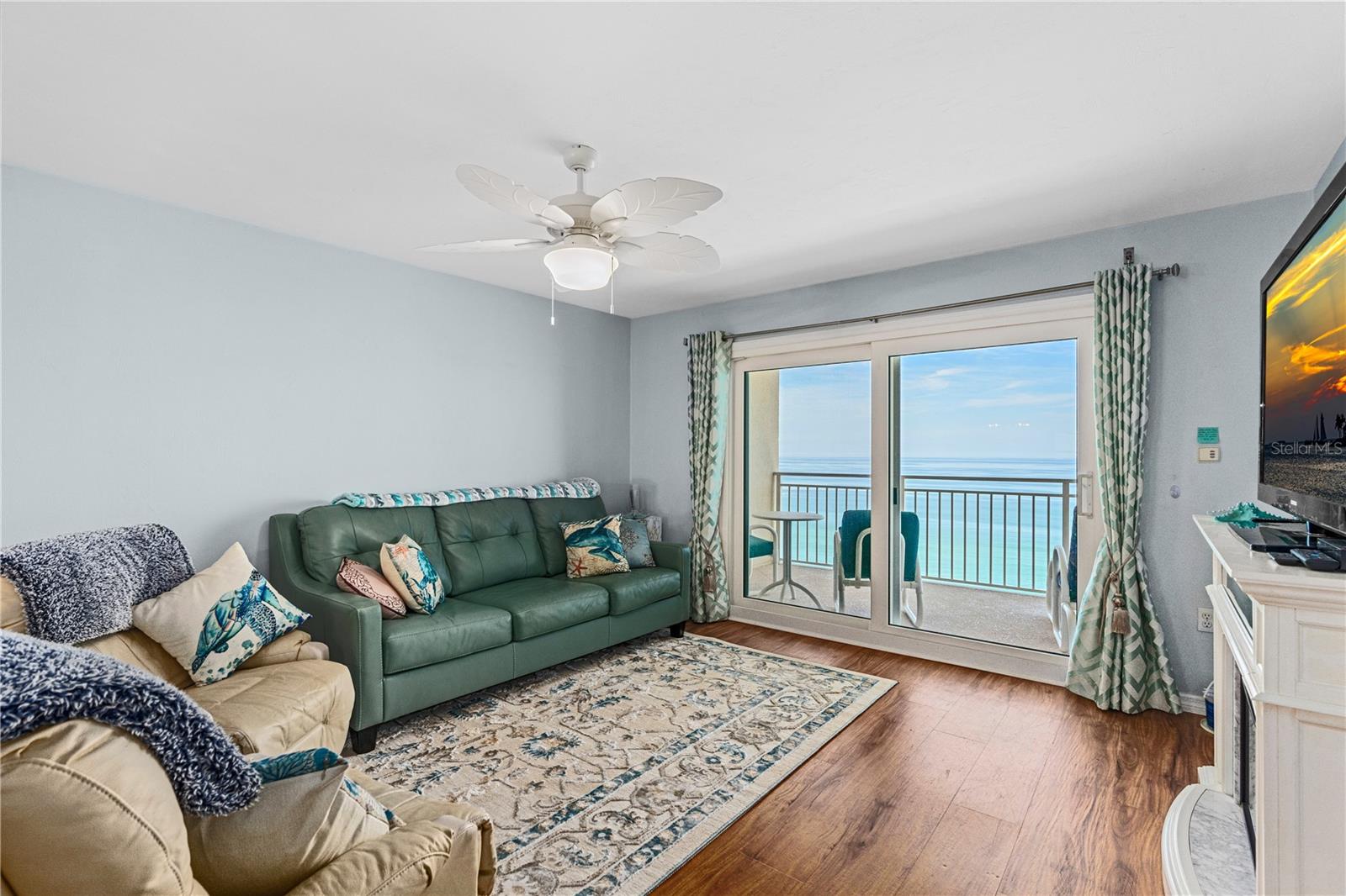 Image 5 of 44 For 3333 Atlantic Avenue 1802