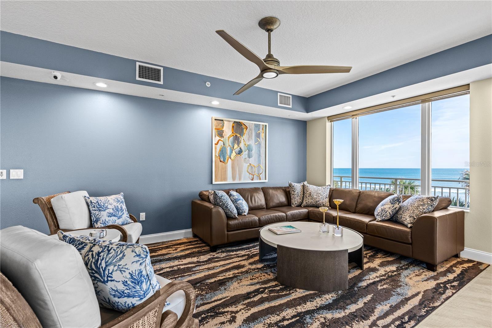 Image 26 of 73 For 2300 Atlantic Avenue 101