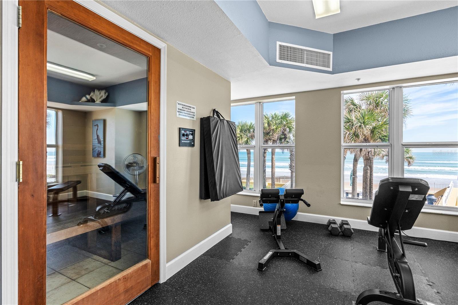 Image 28 of 73 For 2300 Atlantic Avenue 101