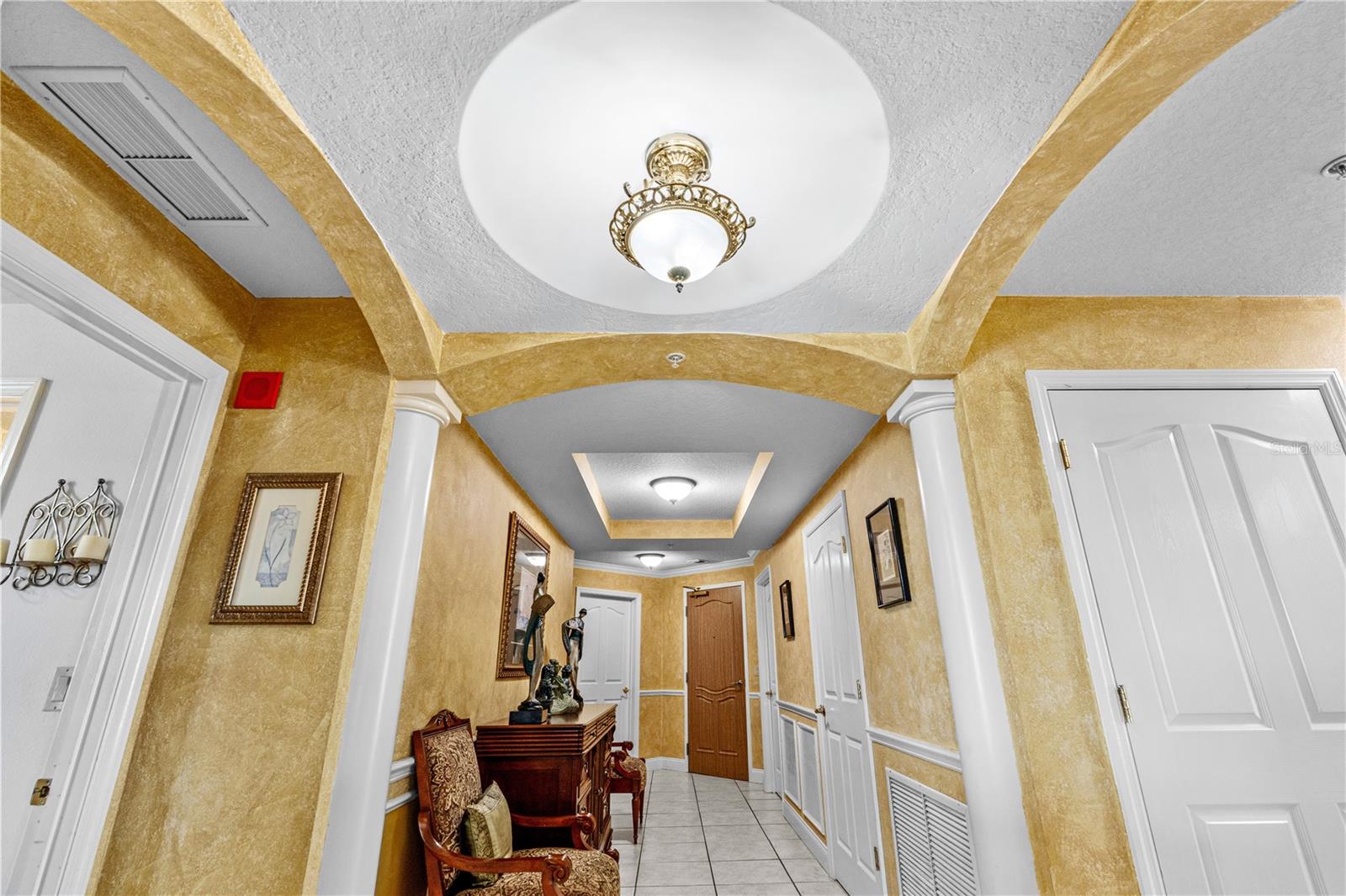 Image 32 of 73 For 2300 Atlantic Avenue 101