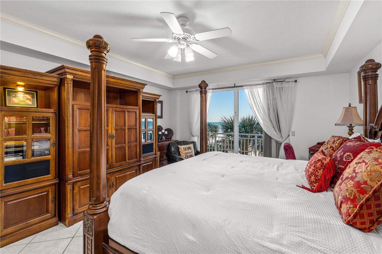 Image 48 of 73 For 2300 Atlantic Avenue 101