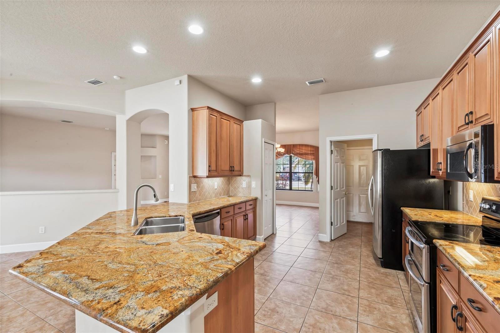 Image 26 of 74 For 88 Covington Lane