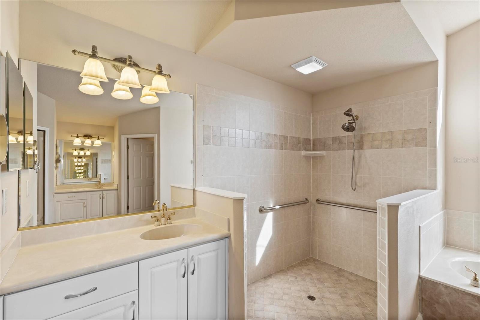 Image 41 of 74 For 88 Covington Lane