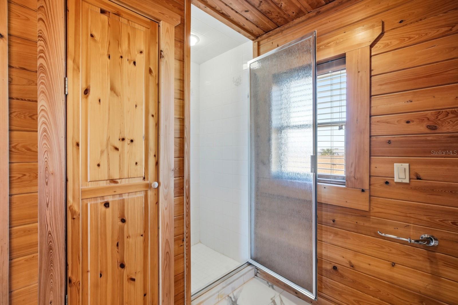 Image 35 of 62 For 109 Avalon Drive