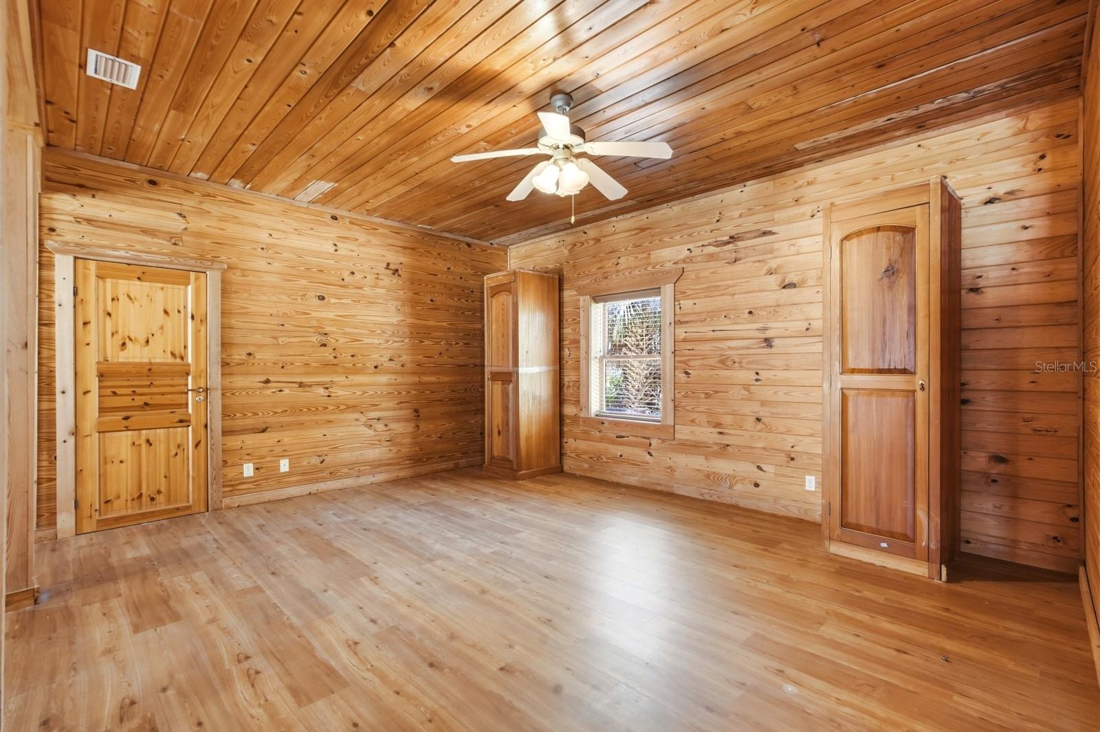 Image 52 of 62 For 109 Avalon Drive