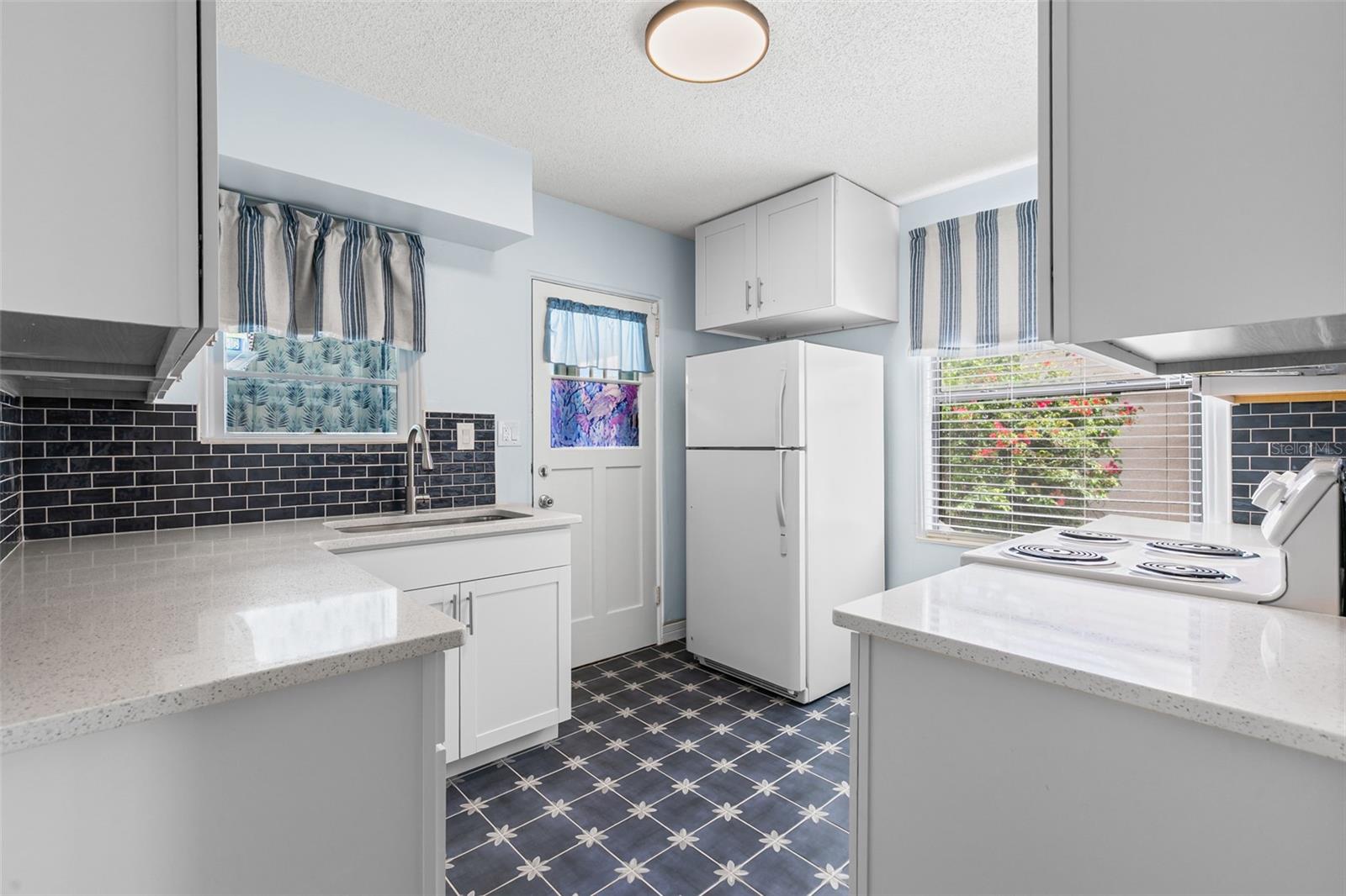 Image 14 of 49 For 517 Revilo Boulevard