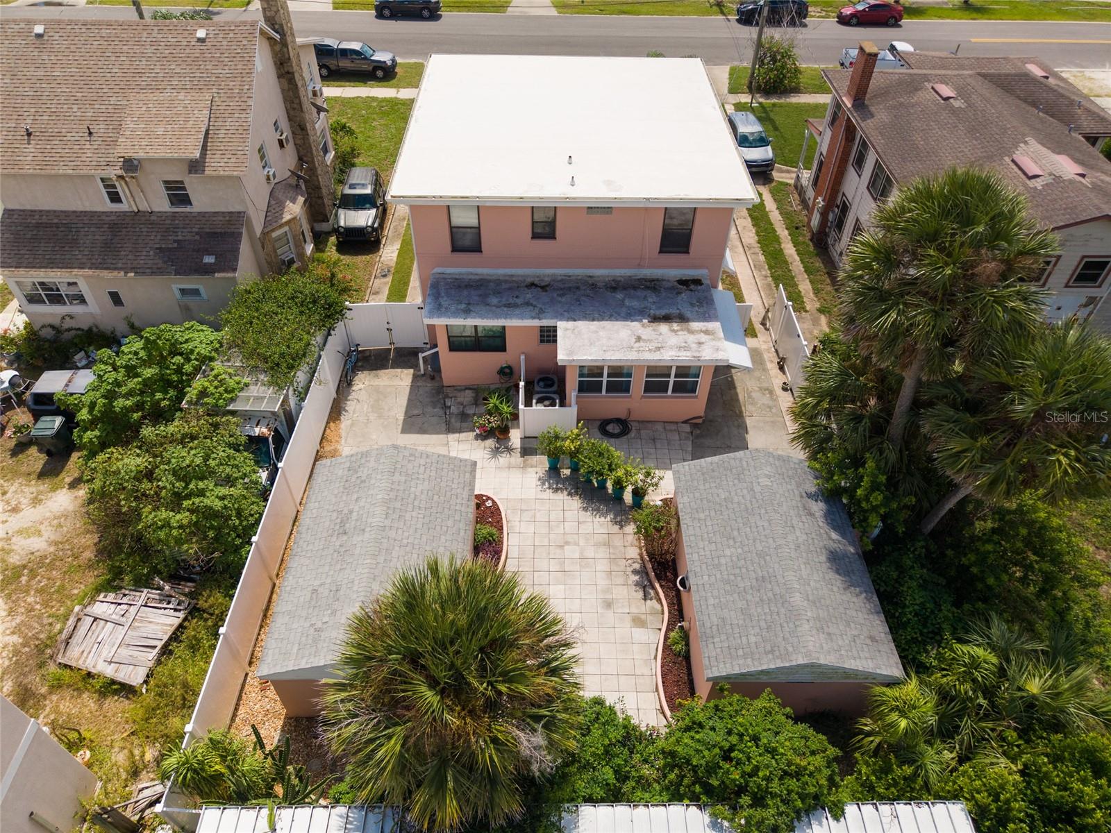 Image 4 of 49 For 517 Revilo Boulevard