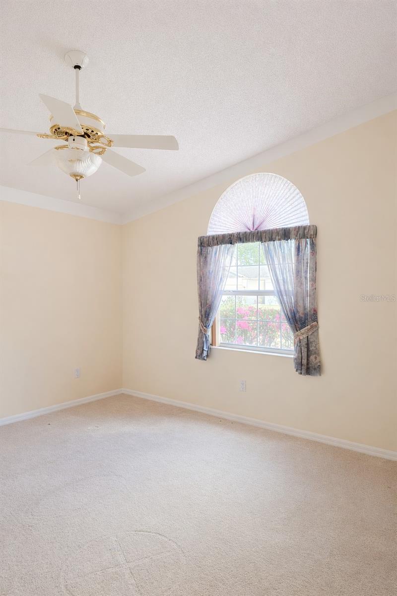 Image 10 of 67 For 12 Warwick Place